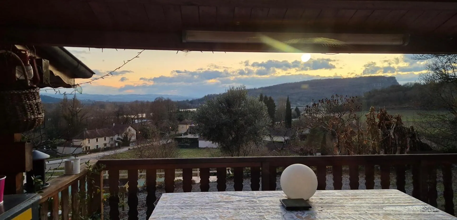 Alloggio in famiglia Appartamento La Corbassiere Murs-et-Gelignieux Francia